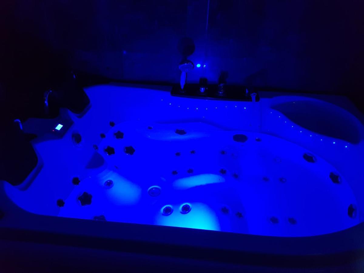 Lights Spa National Arena Mega Mall Monza Bucharest Luaran gambar
